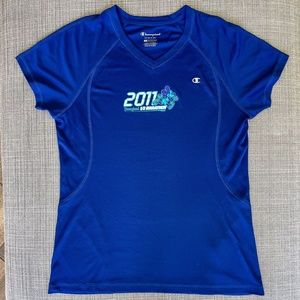 Disneyland Half Marathon 2011 runDisney Shirt w/ Mickey - Champion (Women's M)